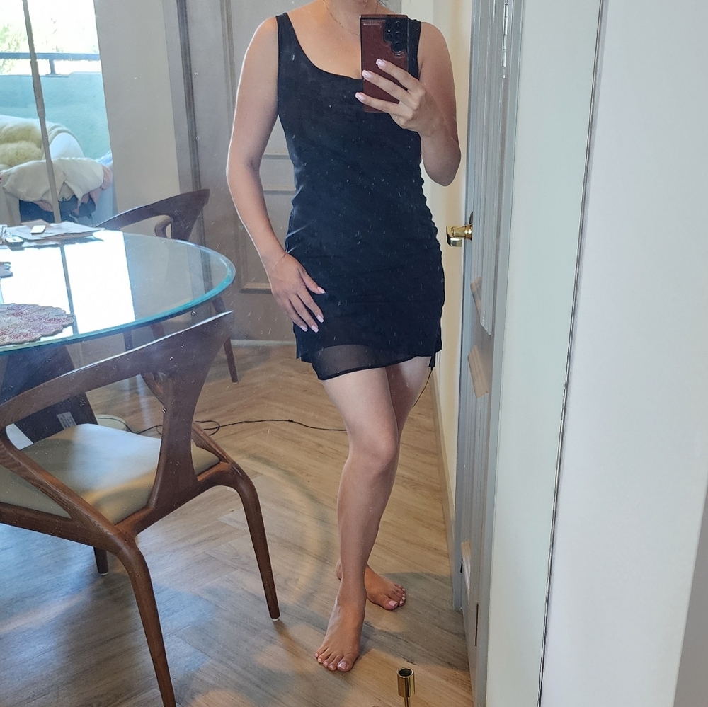 Nellie Partow silk short black dress